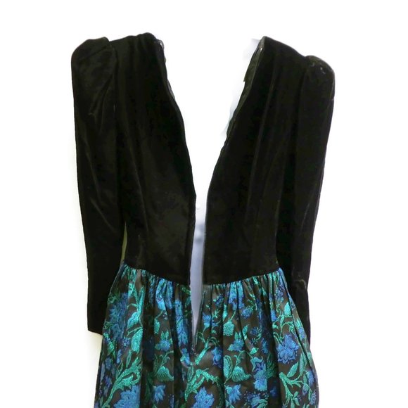 Vintage 80s Ball Gown Scott McClintock Brocade Velvet Basque V Waist Puff Sleeve - Picture 4 of 12